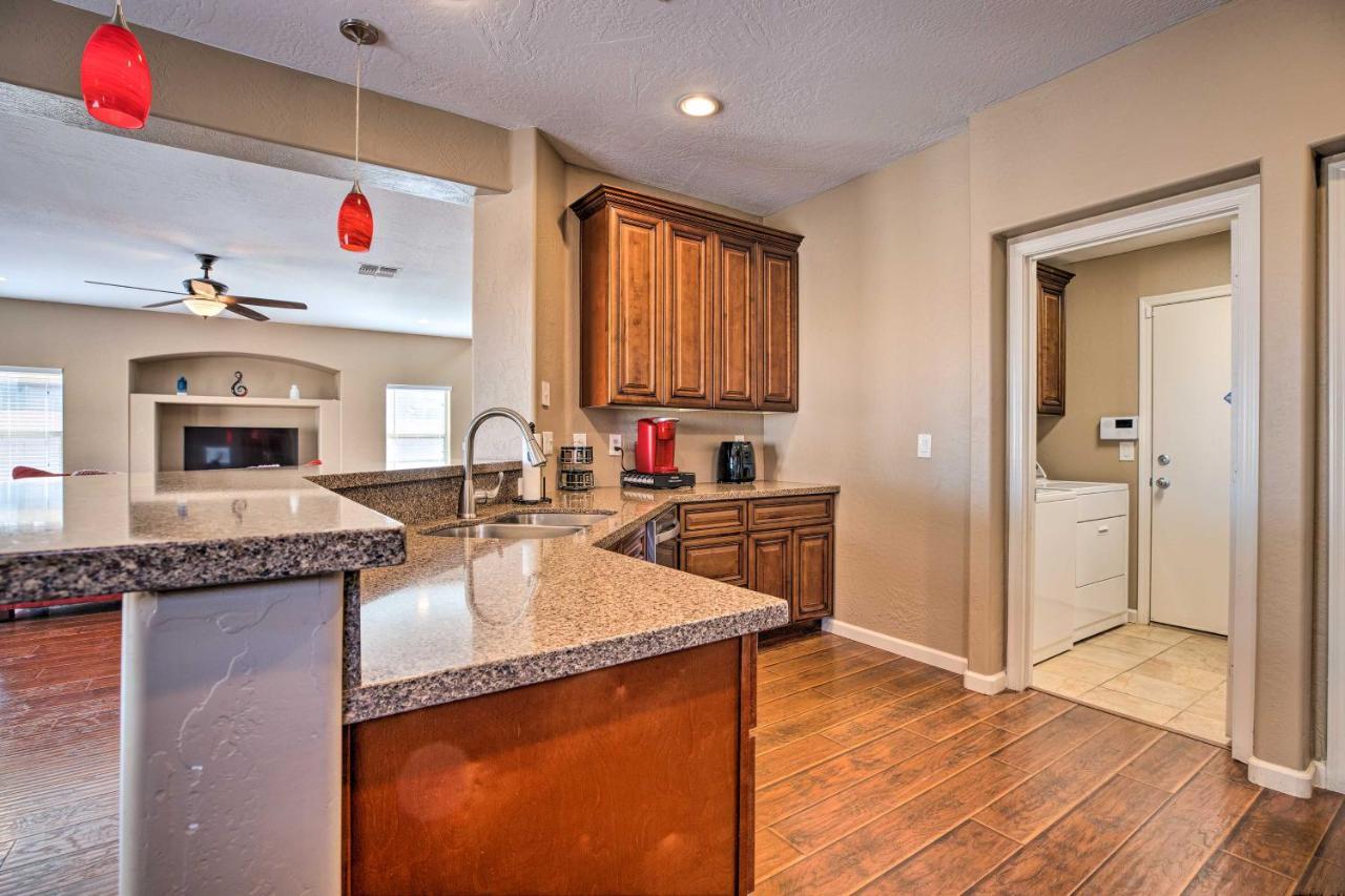 Maricopa Home With Outdoor Seating, 2 Mi To Golf! Esterno foto